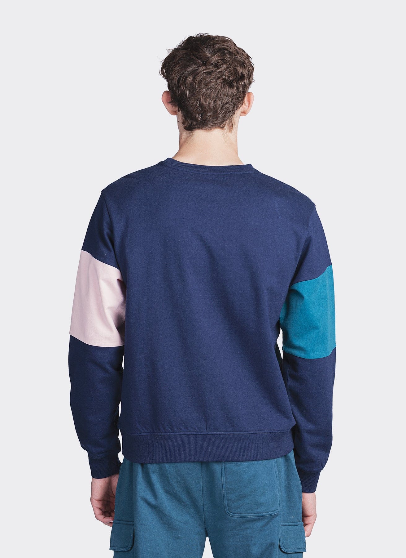 DASH CREWNECK product photo