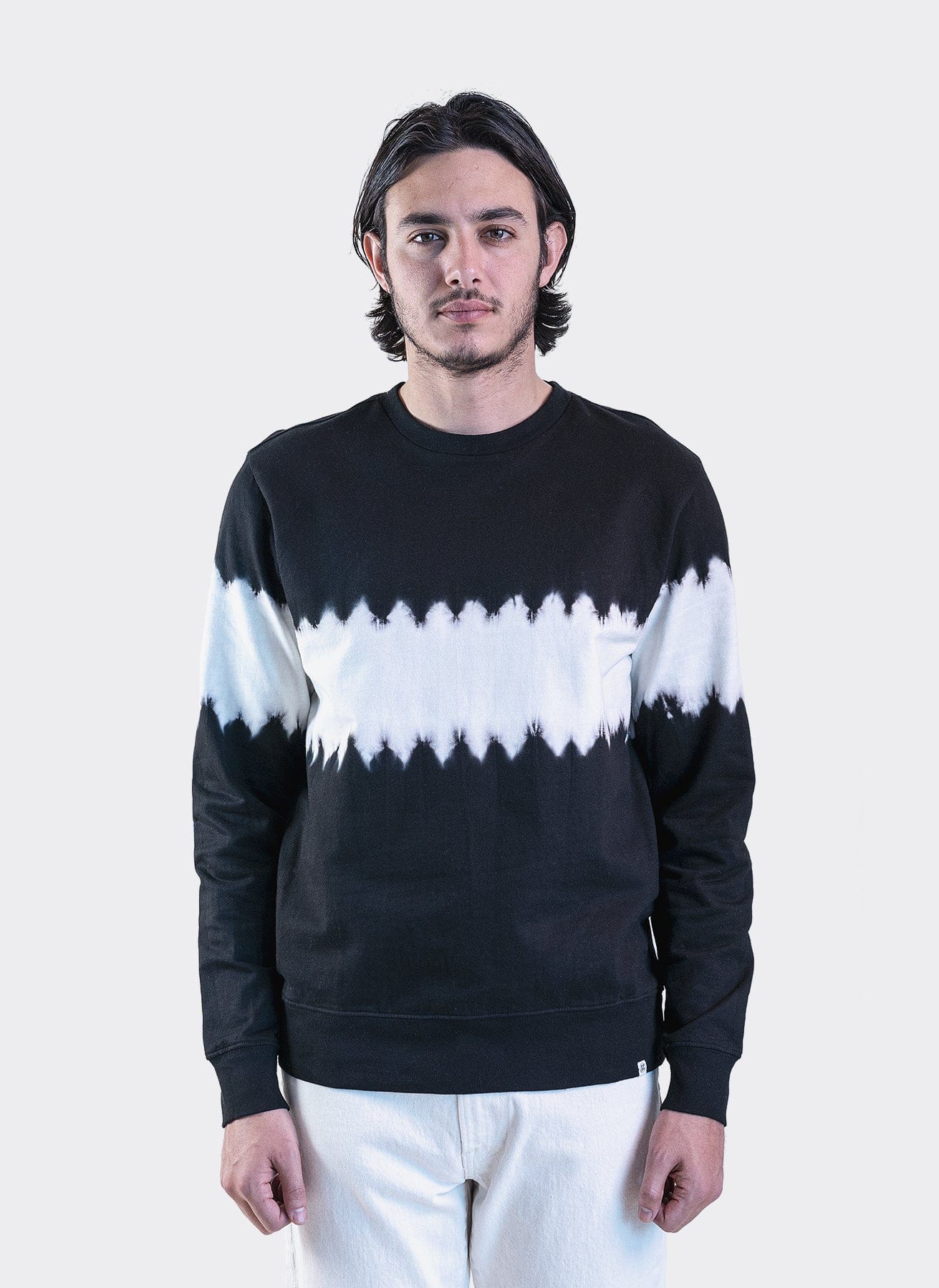 SUNDAYS CREWNECK product photo