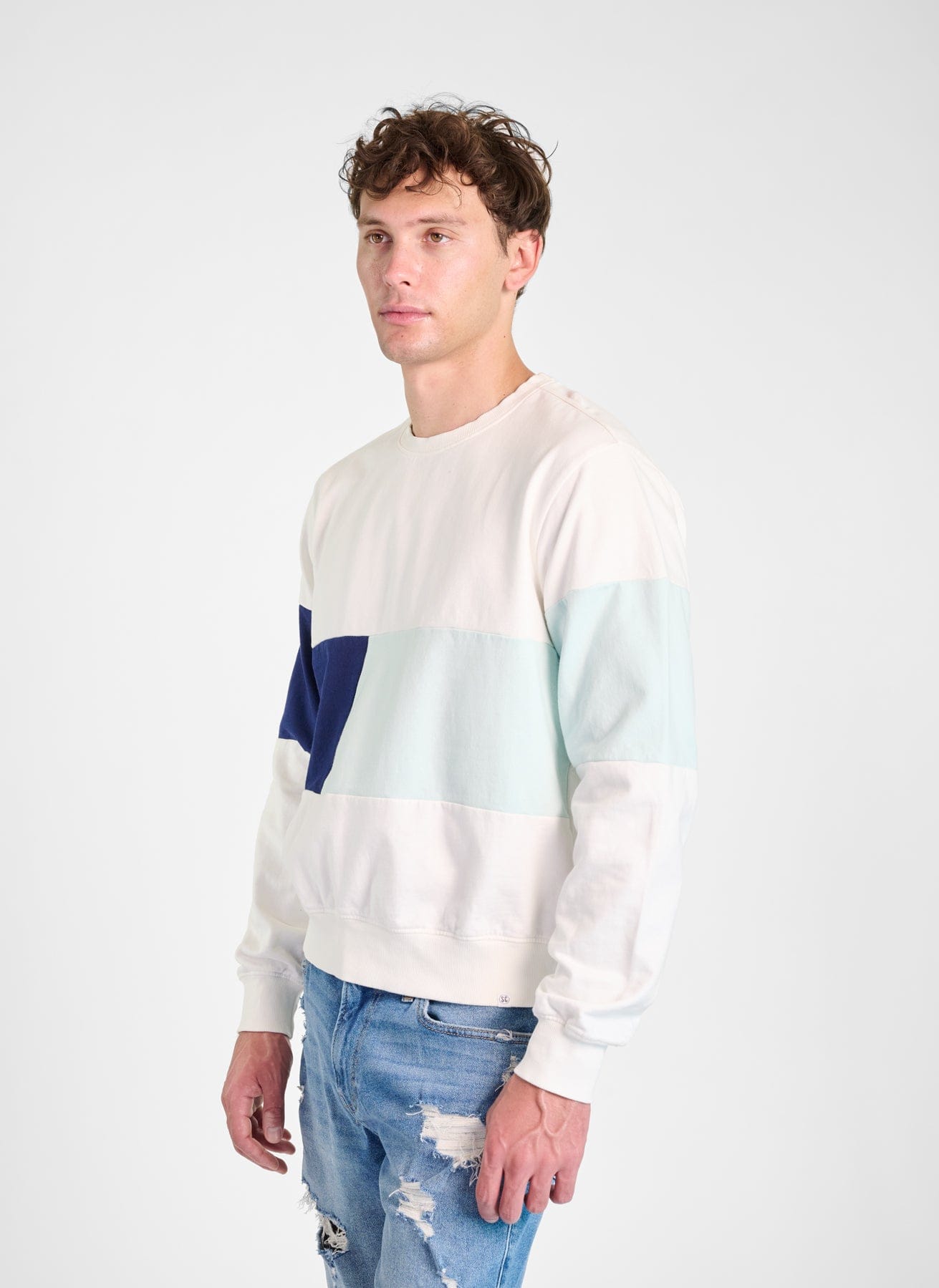 DASH CREWNECK product photo