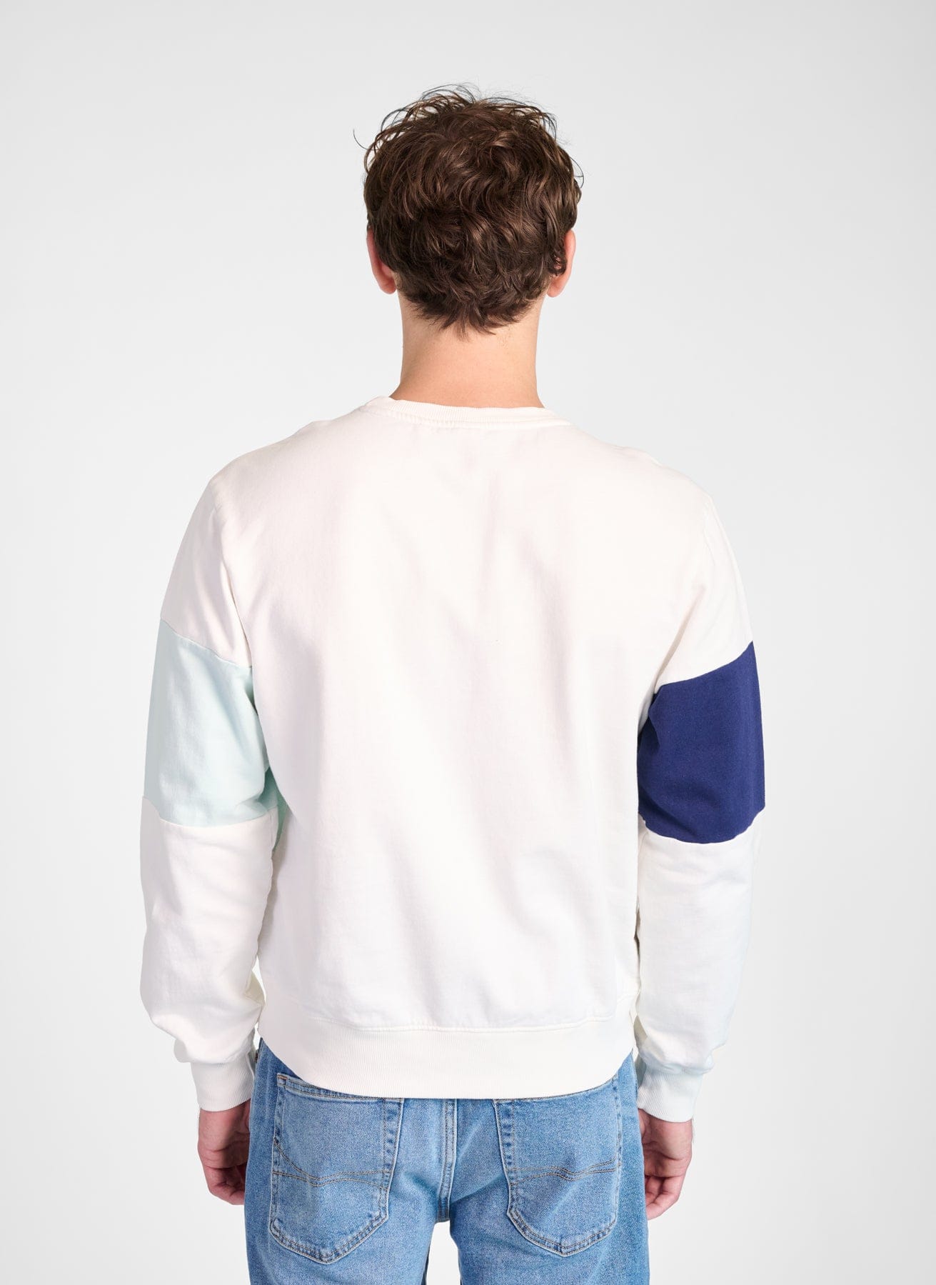 DASH CREWNECK product photo