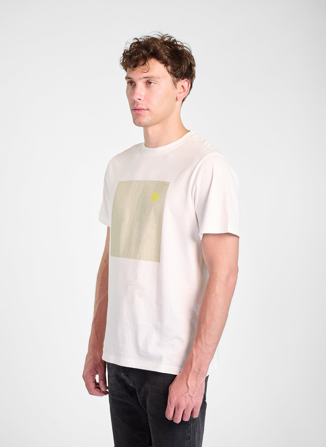 THEO TEE product photo