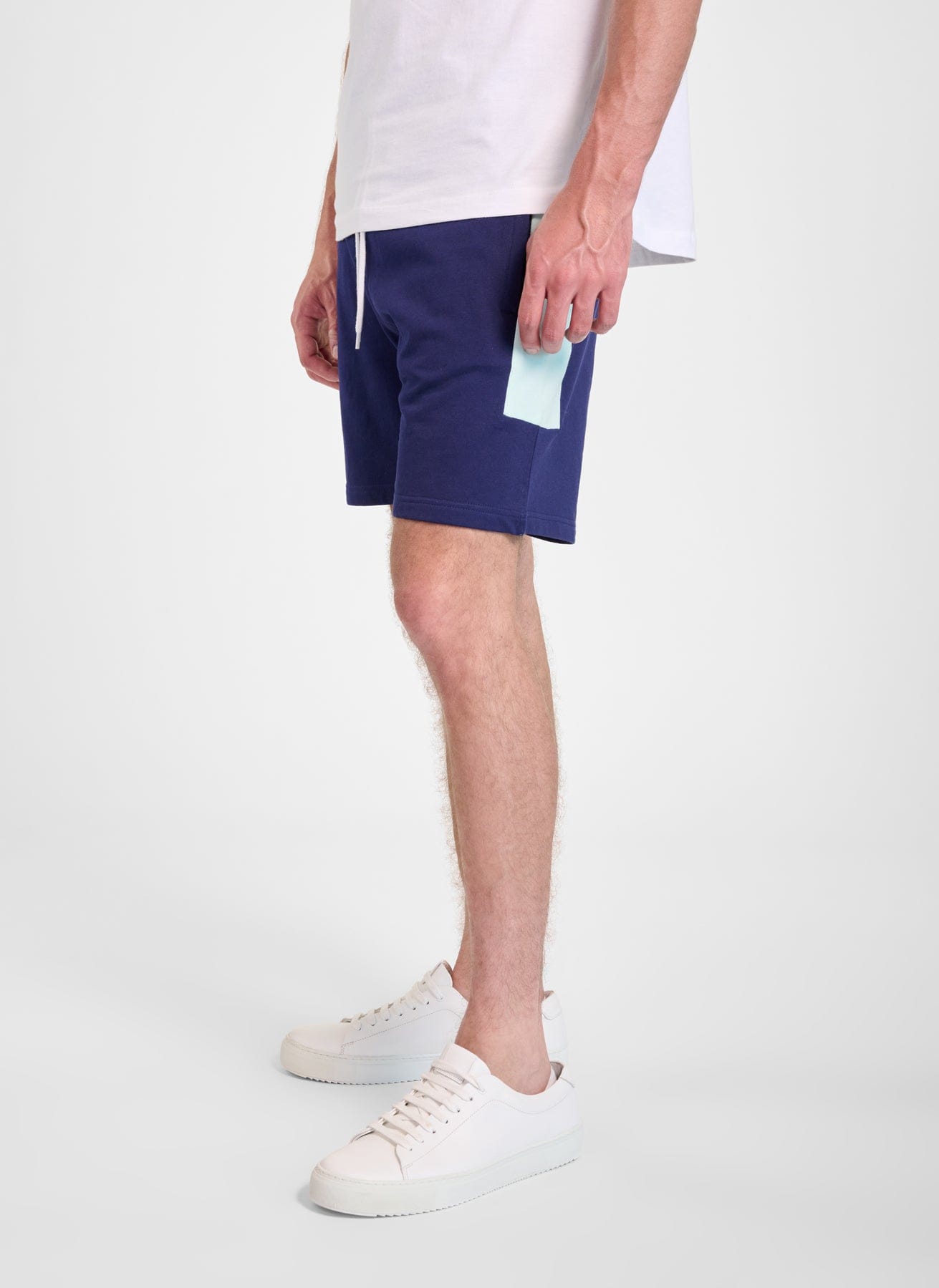 JET SHORT product photo