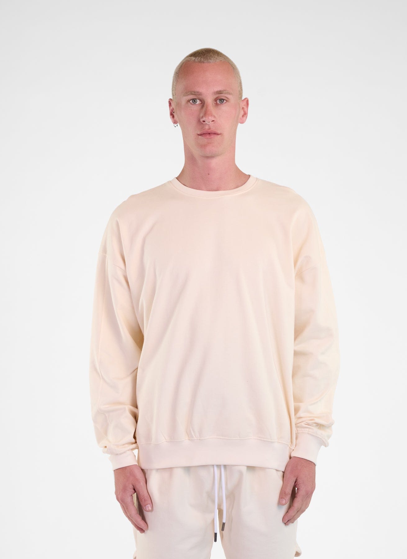 LEGACY OVERSIZED CREWNECK product photo