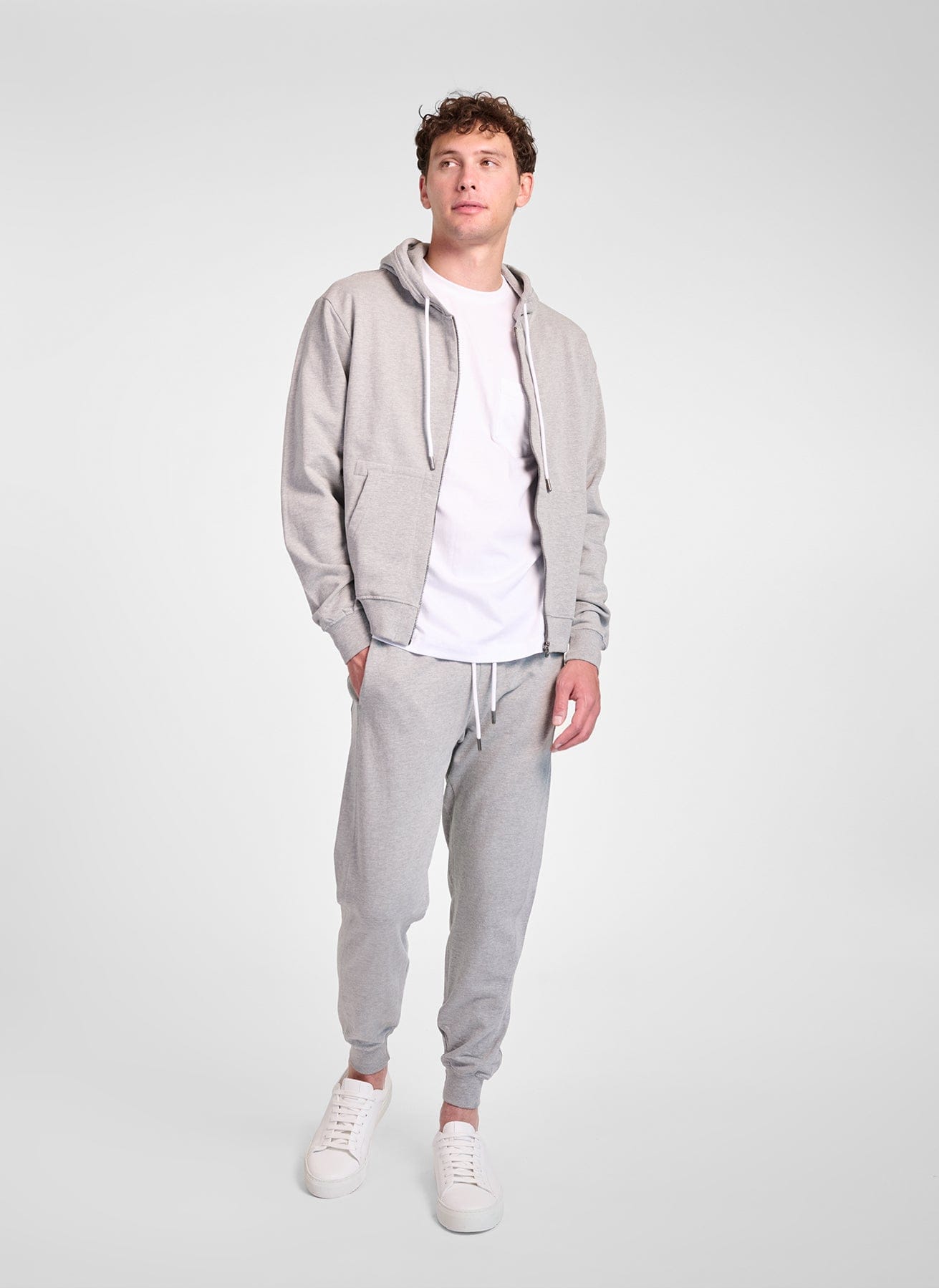 FOUNDATION JOGGER product photo