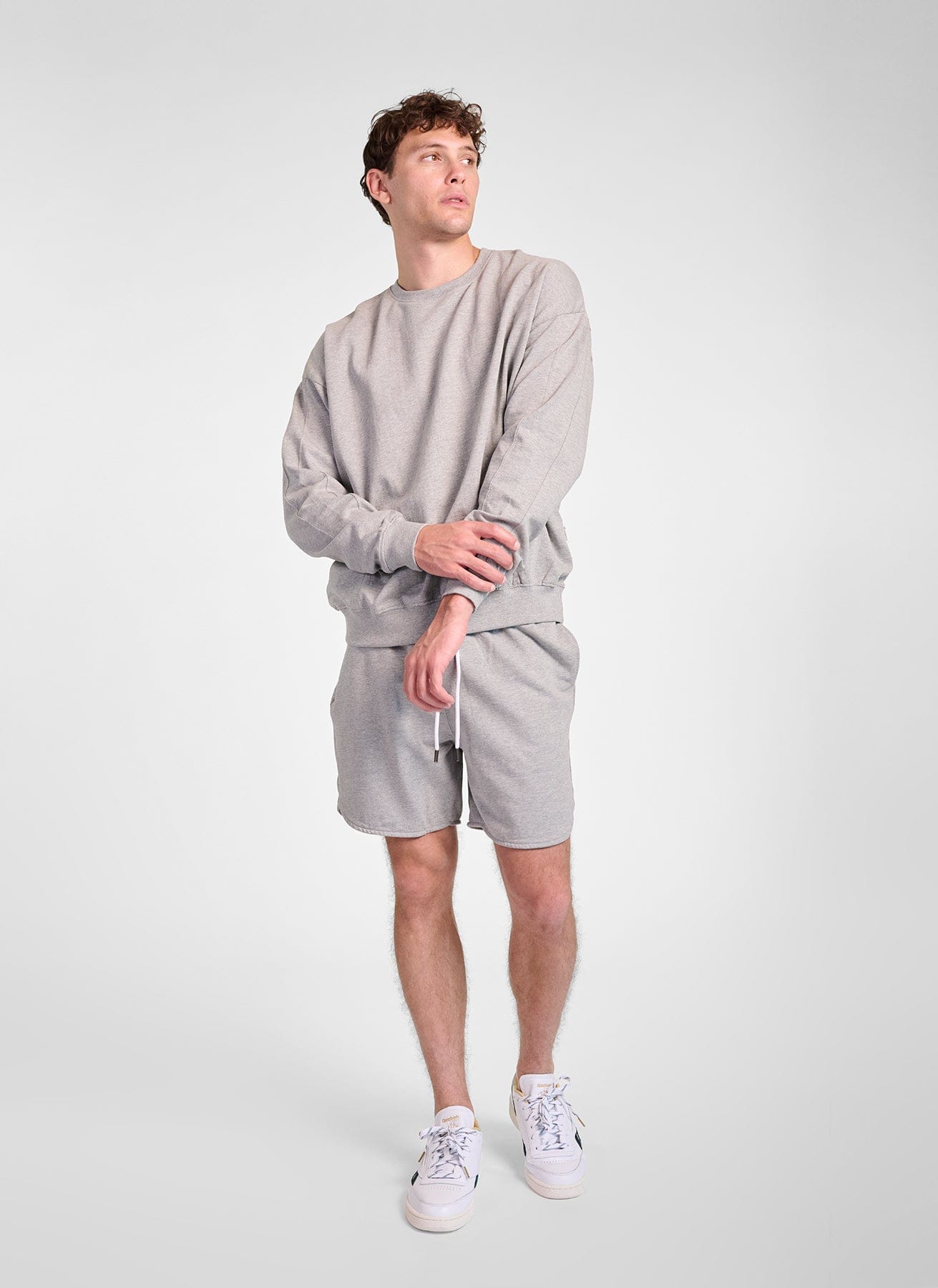 LEGACY OVERSIZED CREWNECK product photo